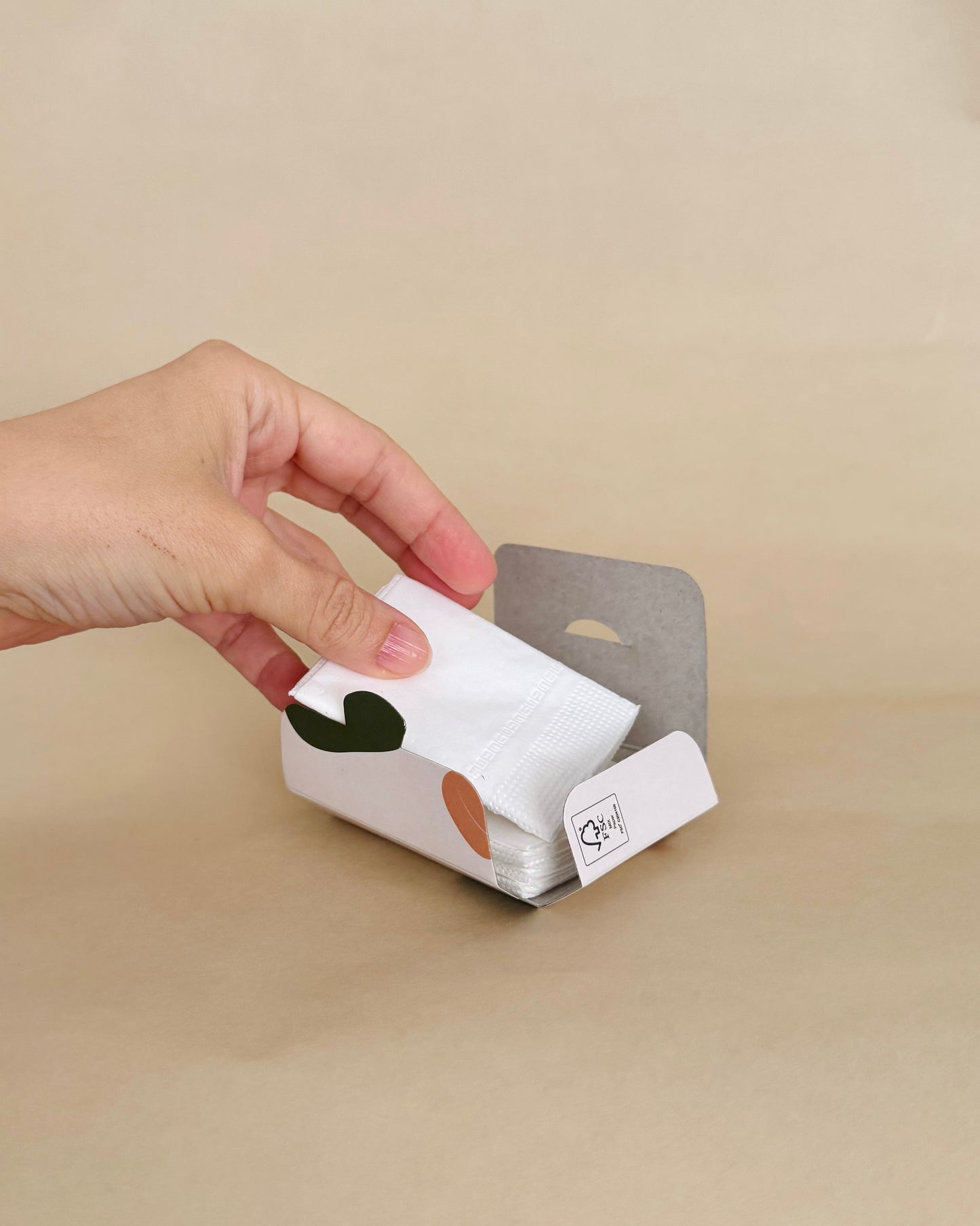 Set of 4 Tissue in cardboard pack