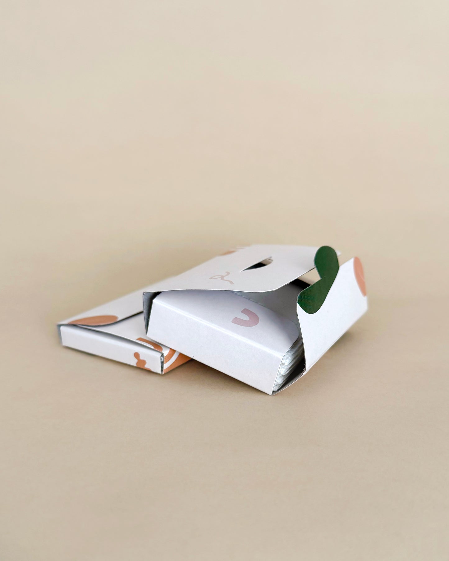 Set of 4 Tissue in cardboard pack