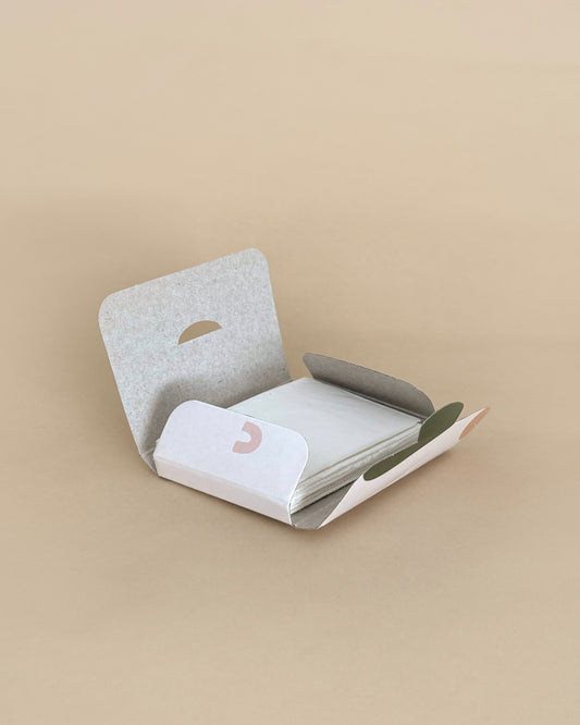 <tc>Set de 2 mouchoirs dans un étui de carton</tc>